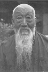Wang Ji Wu ve 100 letech